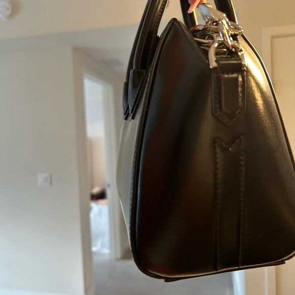 Antigona mini bag - Picture 2 of 9